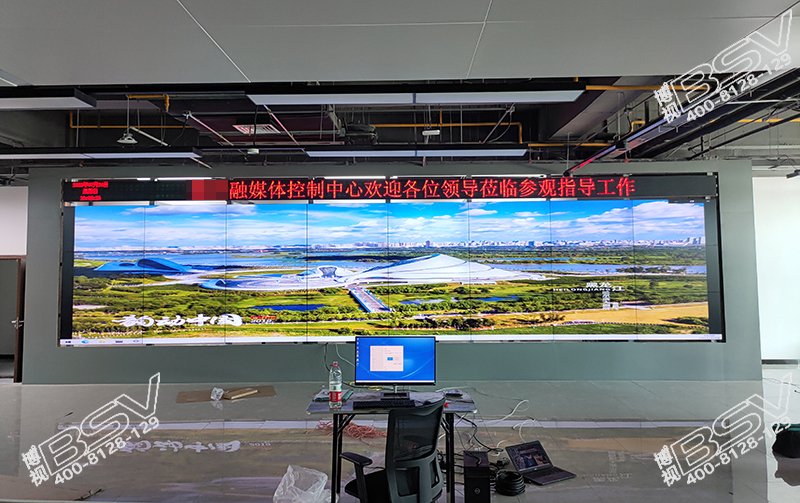 P20724-160825.jpg P20724-160825.jpg